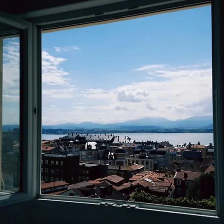 Centrico Piso Reformado Con Vistas A La Bahia * Santander
