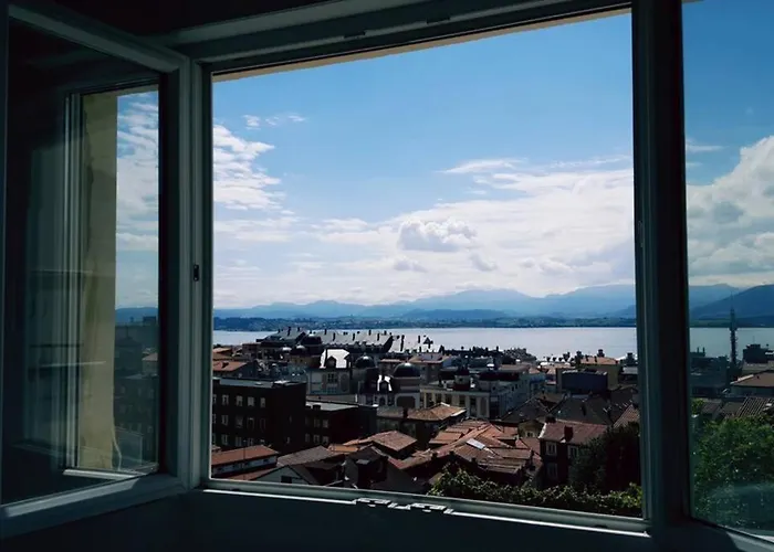 Centrico Piso Reformado Con Vistas A La Bahia * Santender